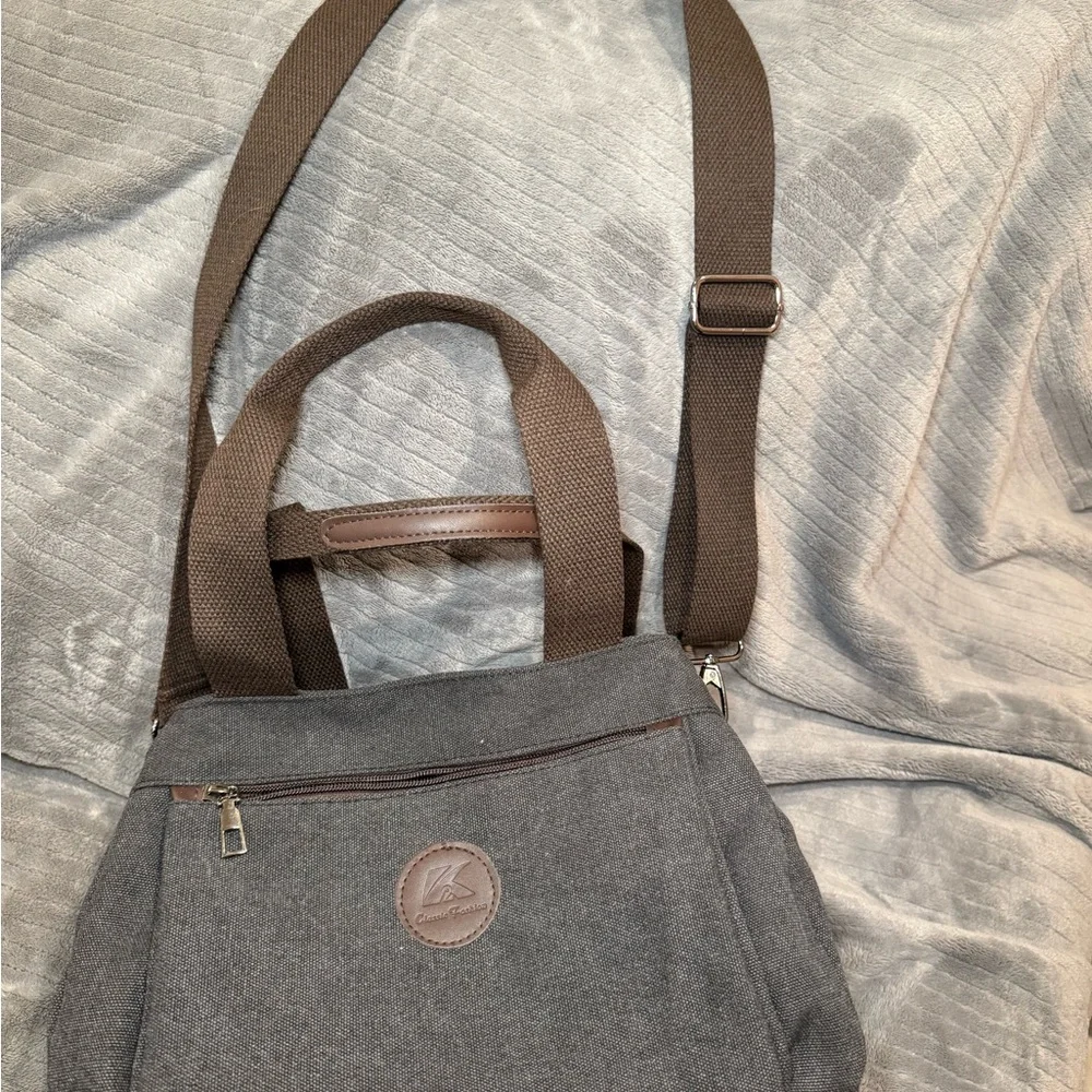 K2 Classic Gray Canvas Shoulder Bag - Picture 5 of 5